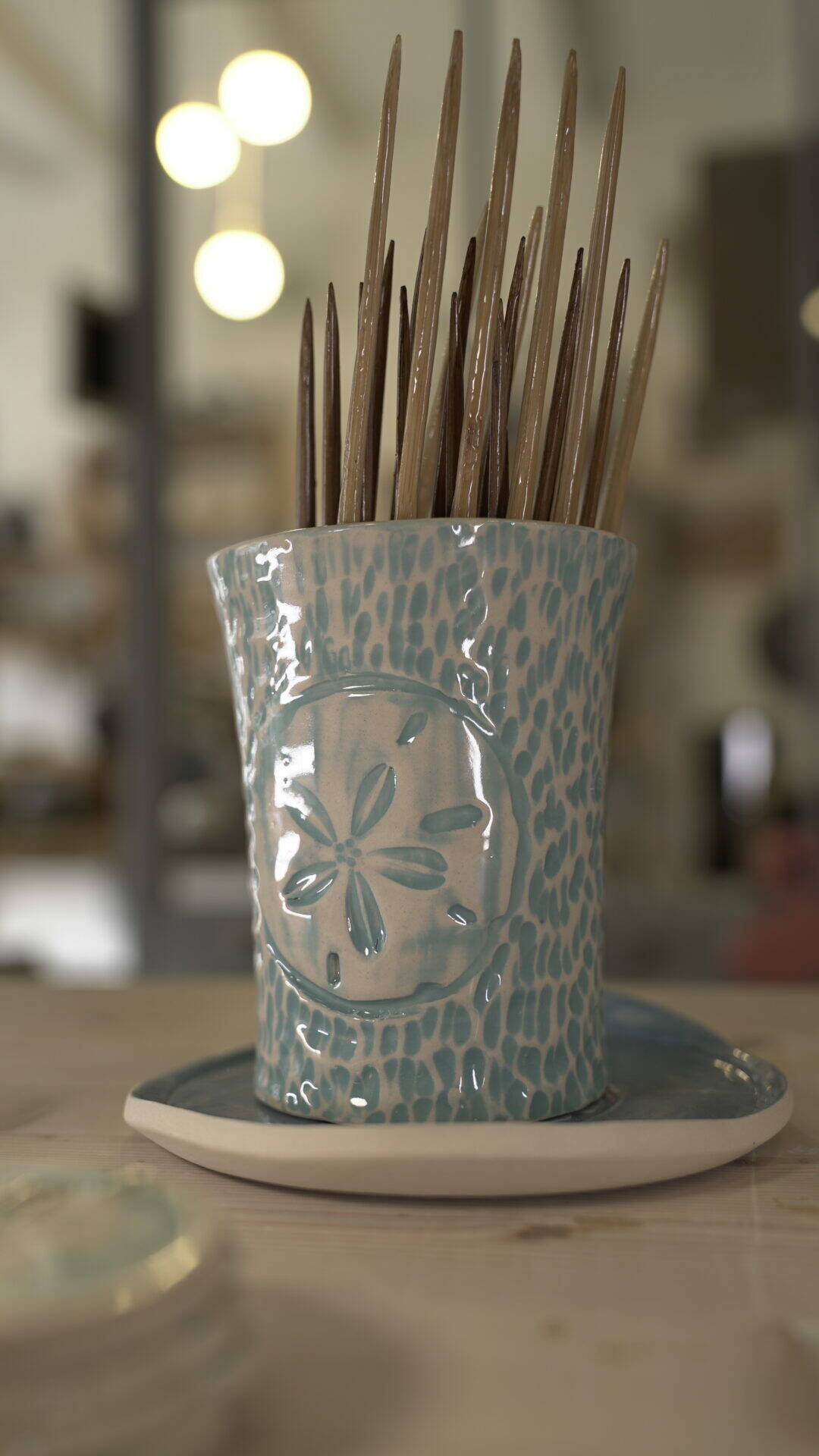 production-locale-martinique_saint-pierre_artisanat-dart_sable-et-cendre_poterie-bleu.jpg.jpg